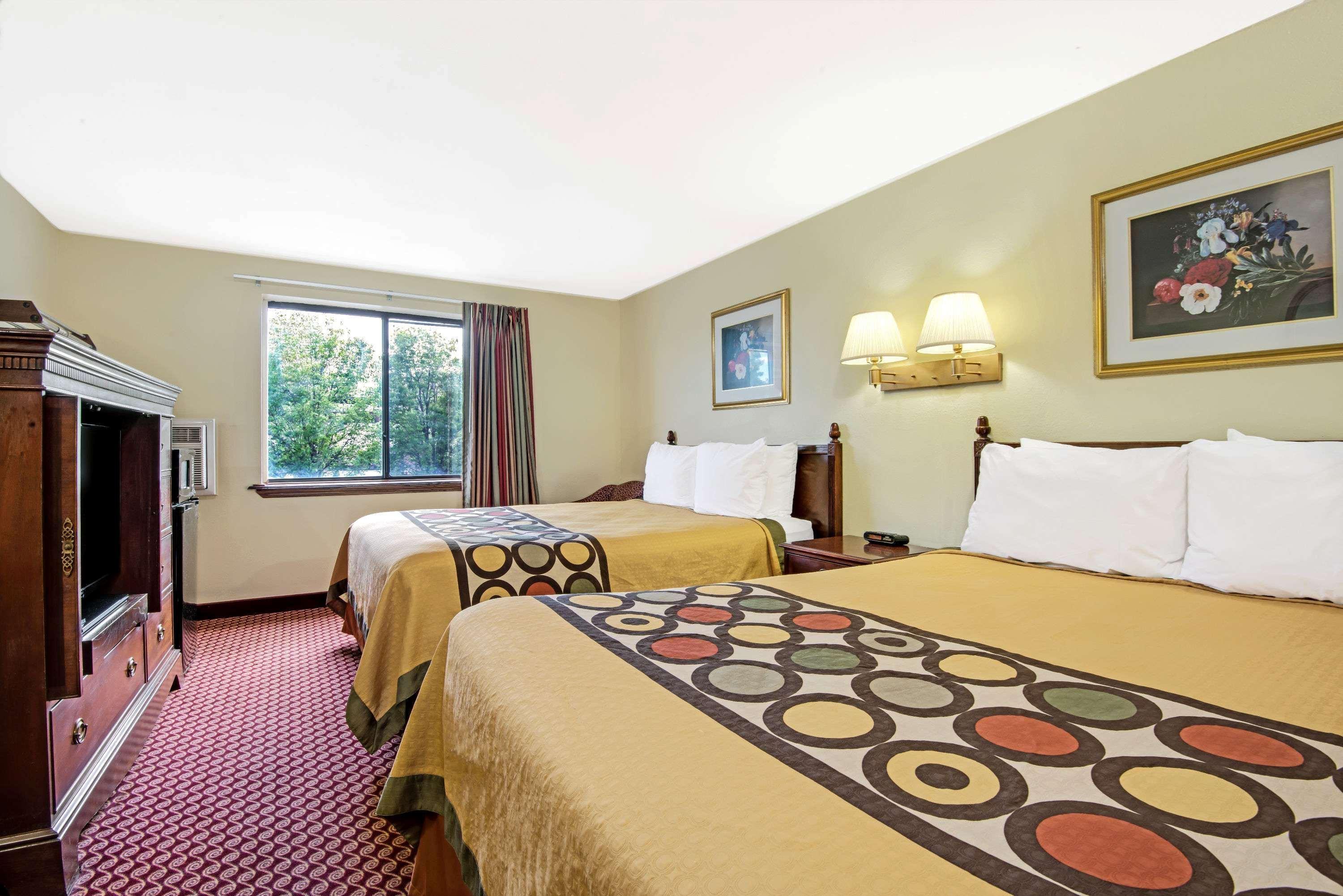 Baymont Inn & Suites By Wyndham Liberty Exteriér fotografie