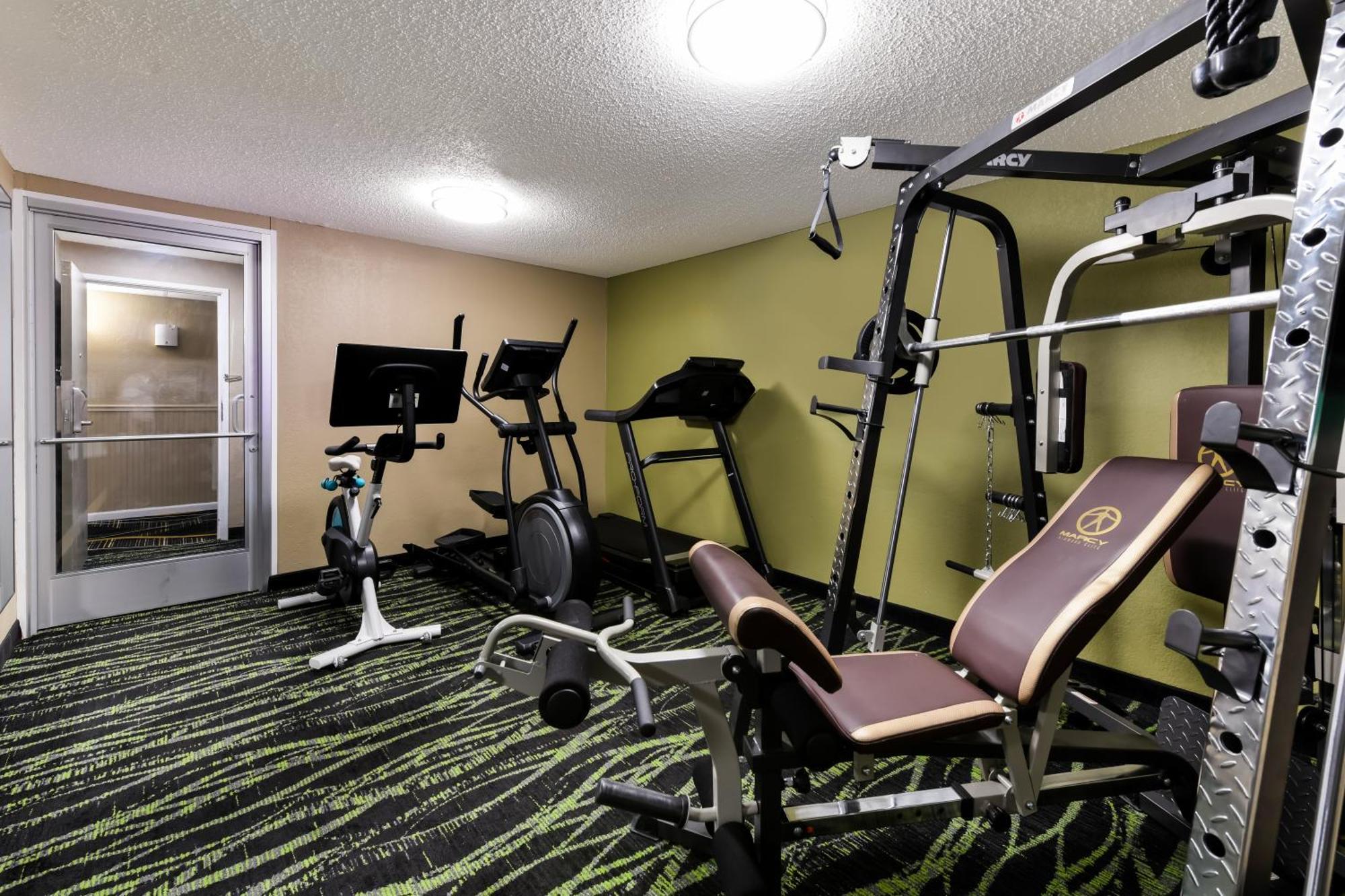 Baymont Inn & Suites By Wyndham Liberty Exteriér fotografie