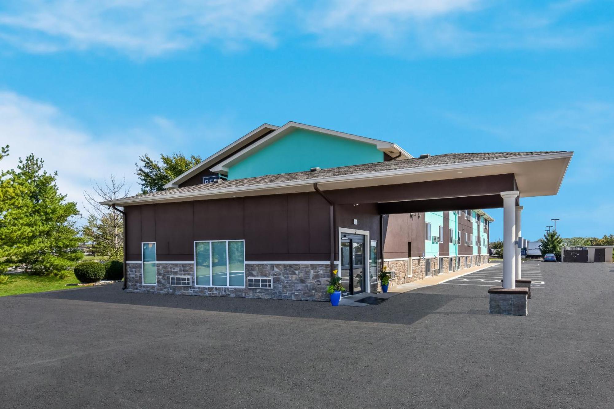 Baymont Inn & Suites By Wyndham Liberty Exteriér fotografie