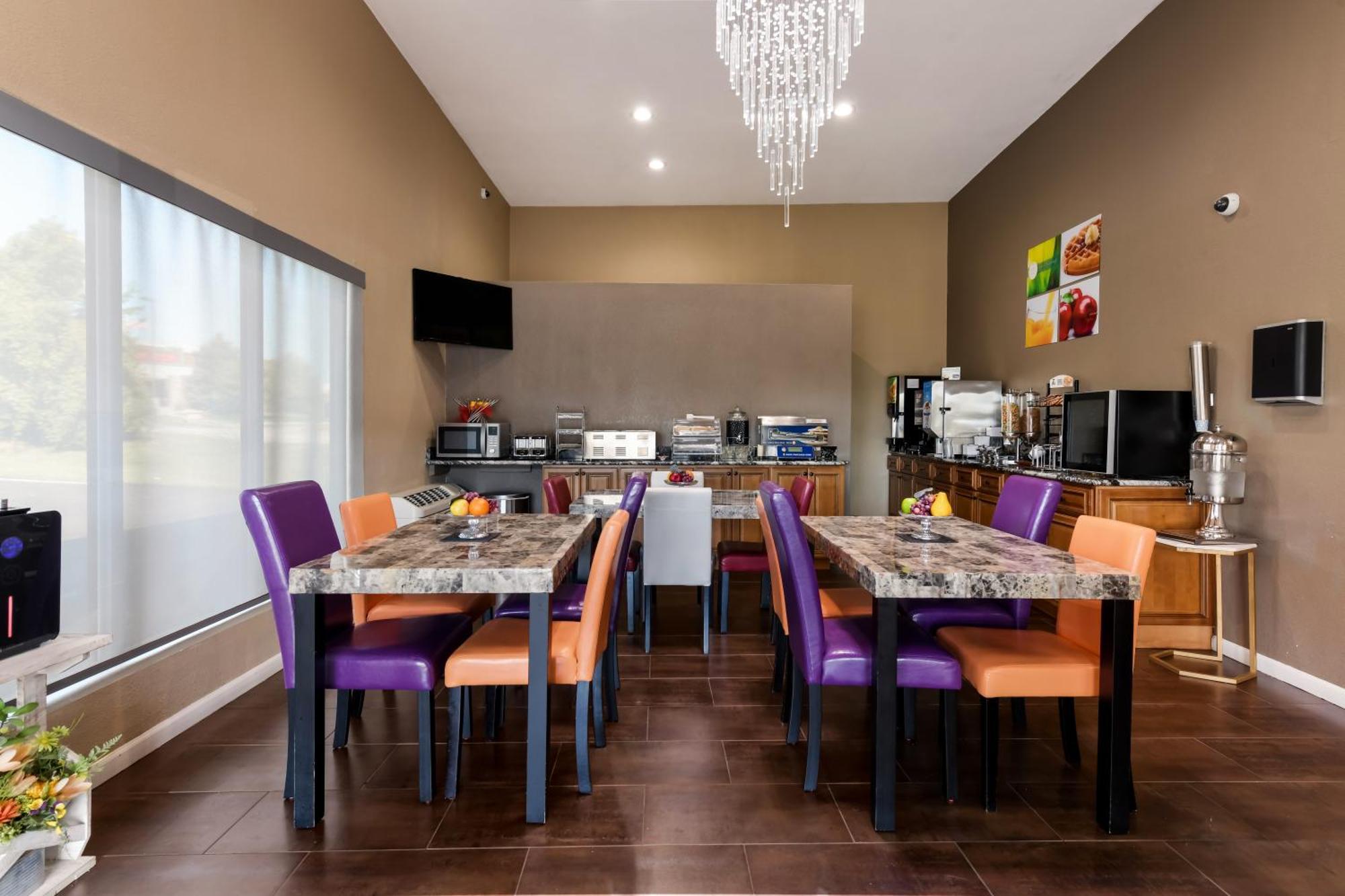 Baymont Inn & Suites By Wyndham Liberty Exteriér fotografie