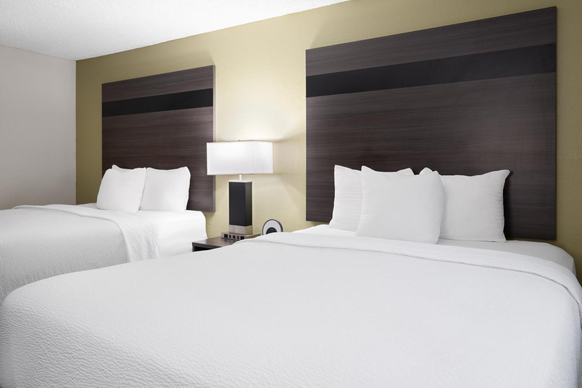 Baymont Inn & Suites By Wyndham Liberty Exteriér fotografie