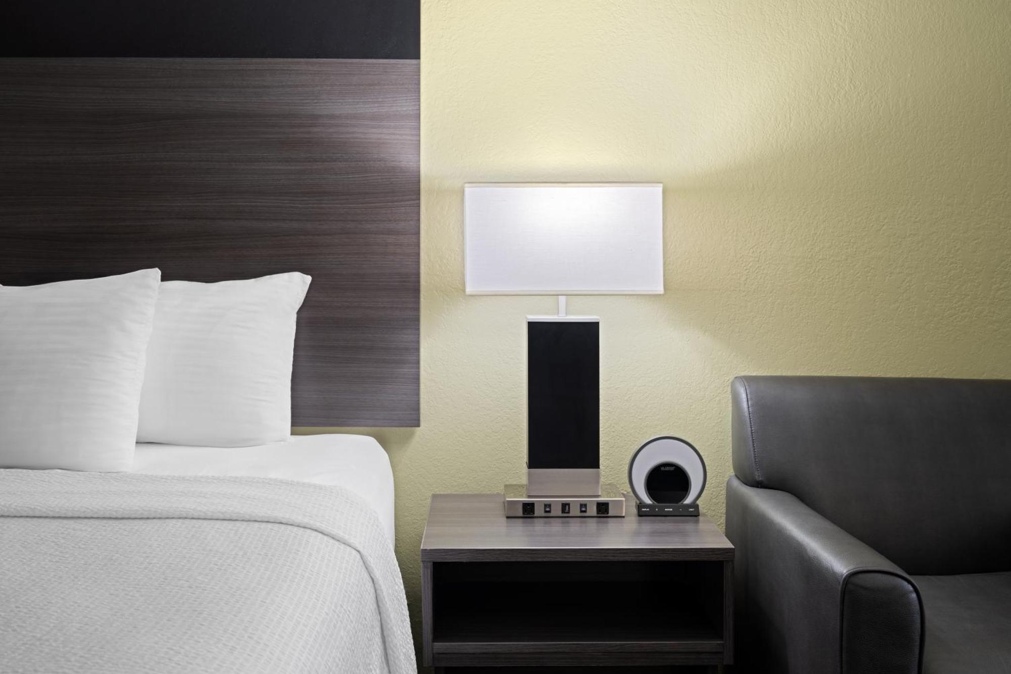 Baymont Inn & Suites By Wyndham Liberty Exteriér fotografie